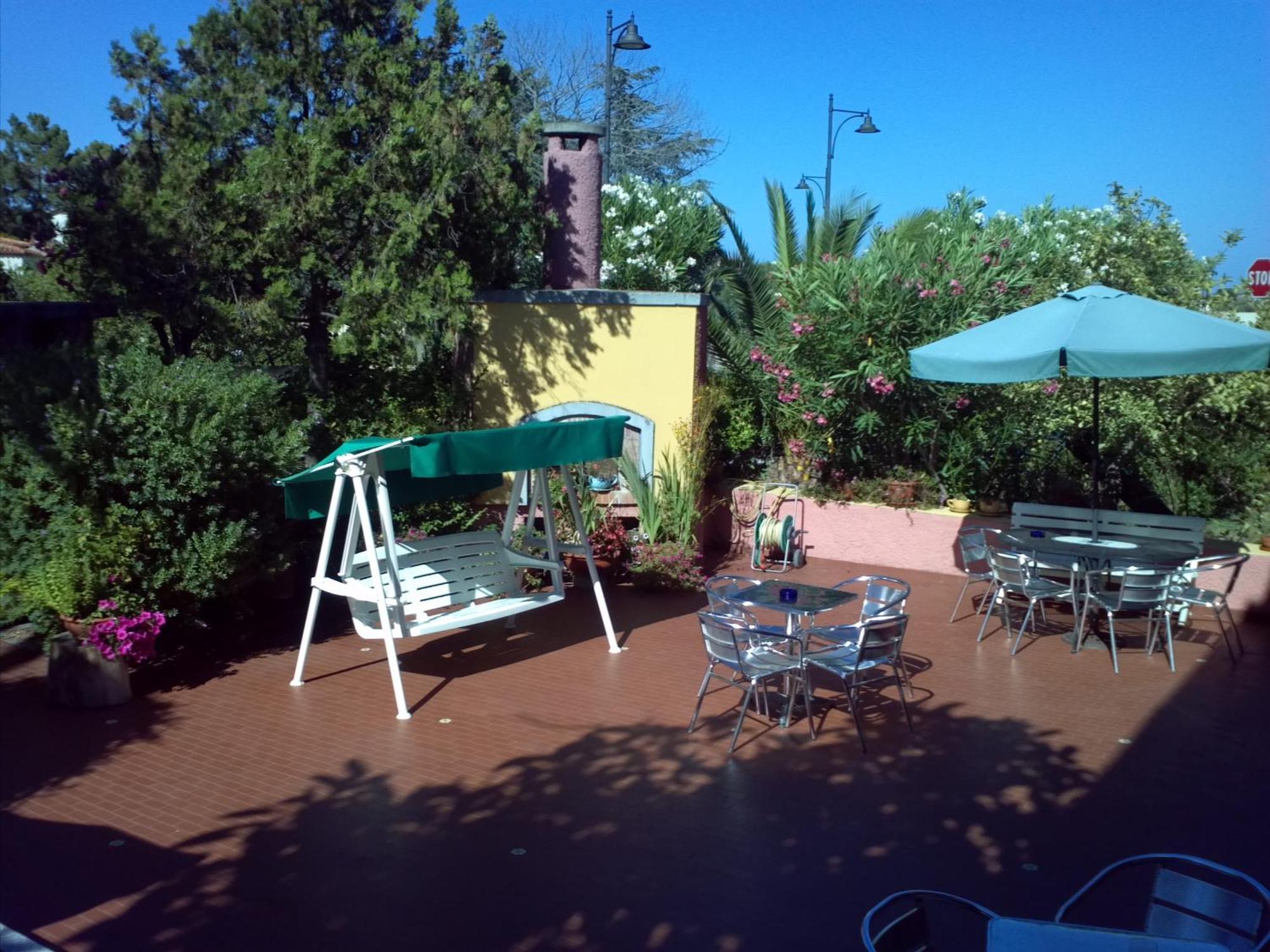 Hotel Abbaruja Olbia Buitenkant foto