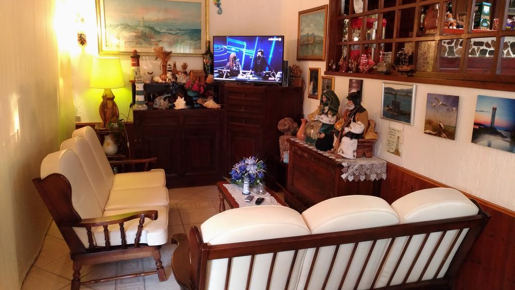 Hotel Abbaruja Olbia Buitenkant foto