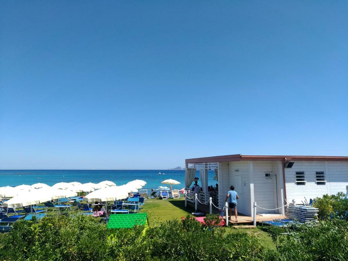 Hotel Abbaruja Olbia Buitenkant foto