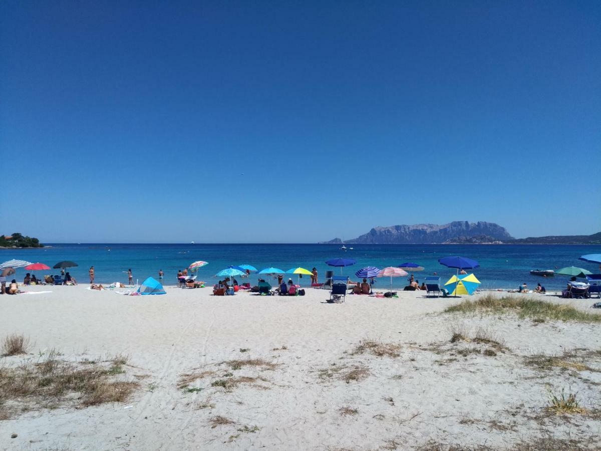 Hotel Abbaruja Olbia Buitenkant foto